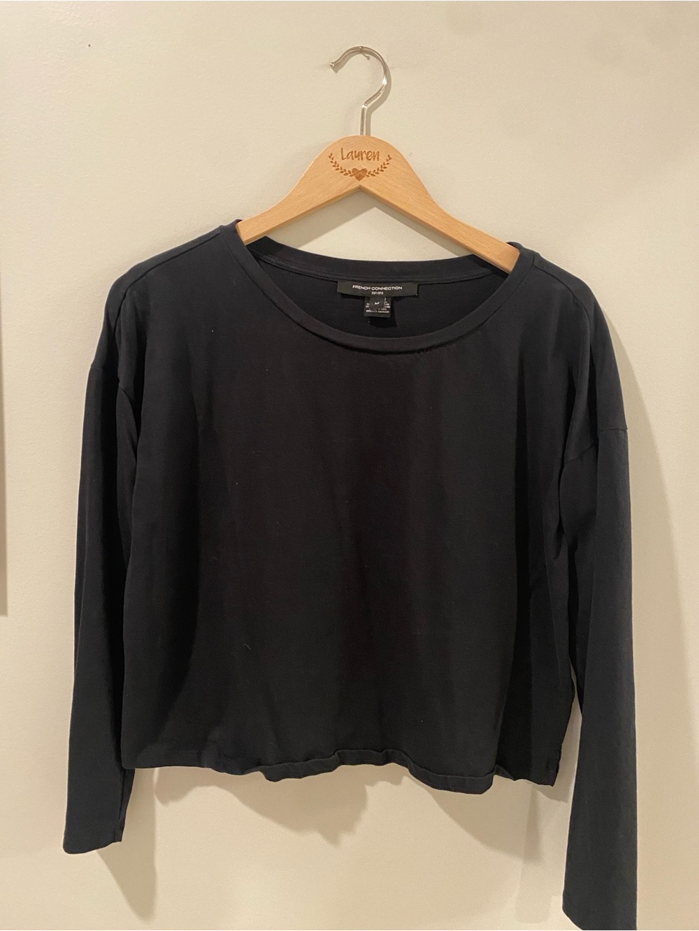 French Connection Black Long-Sleeve Crewneck Top Size Medium